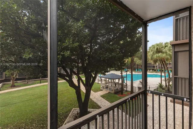 $339,900 | 2800 North 46th Avenue, Unit A307, Hollywood, FL 33021