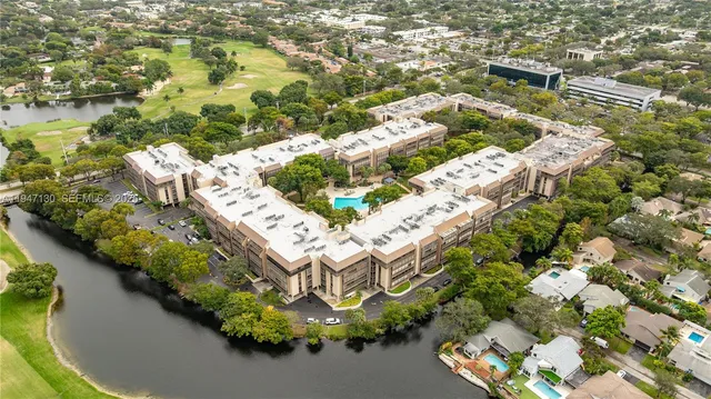 $339,900 | 2800 North 46th Avenue, Unit A307, Hollywood, FL 33021