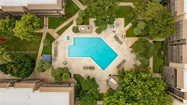 $339,900 | 2800 North 46th Avenue, Unit A307, Hollywood, FL 33021