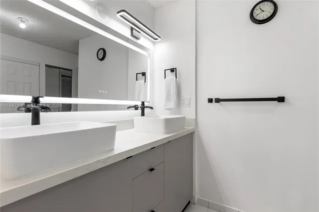 $339,900 | 2800 North 46th Avenue, Unit A307, Hollywood, FL 33021