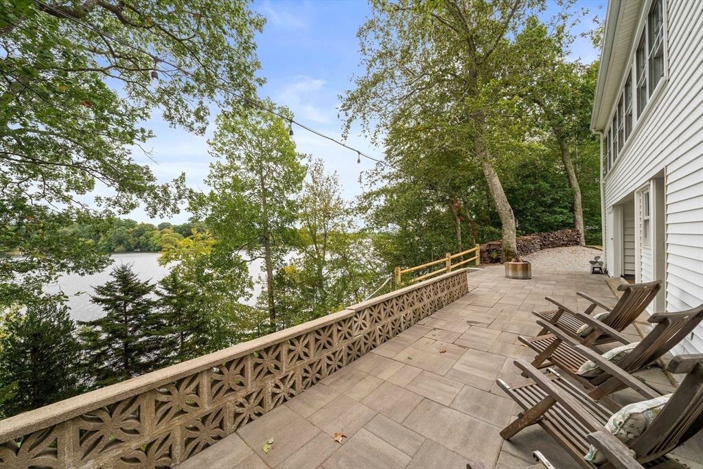 47 White Island Road Halifax, MA 02338 - Photo 17 of 25 Gallery Image 17