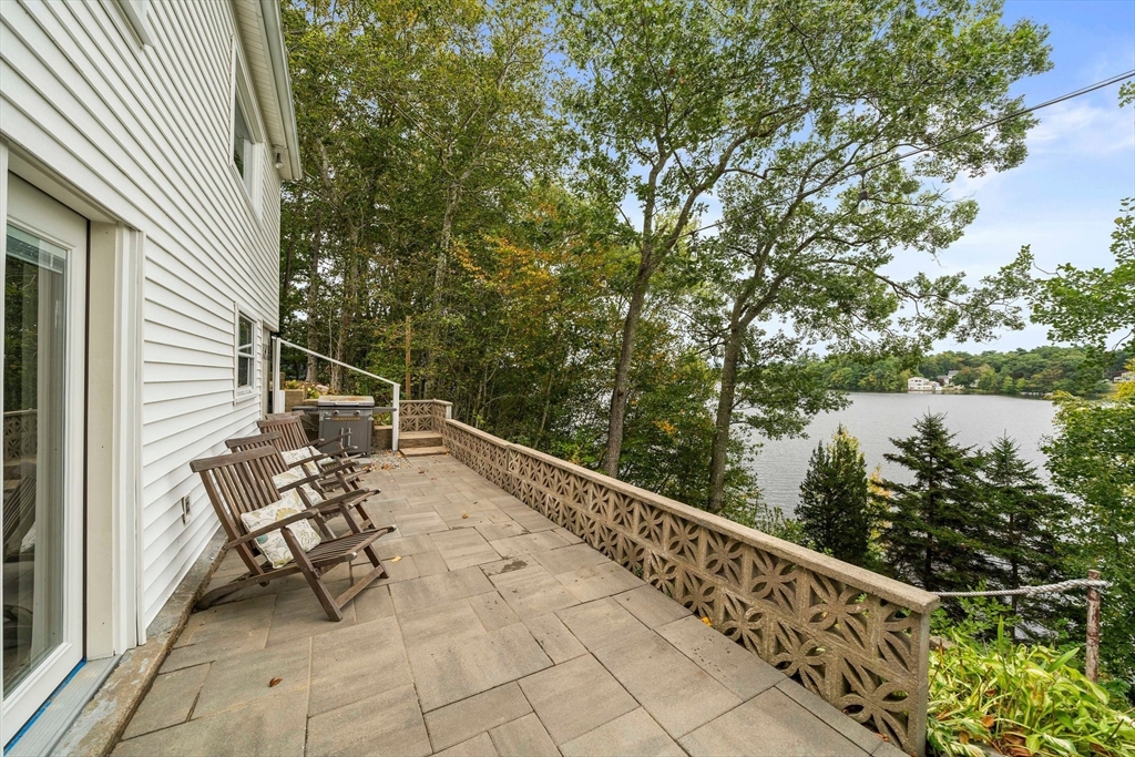 47 White Island Road Halifax, MA 02338 - Photo 18 of 25 Gallery Image 18