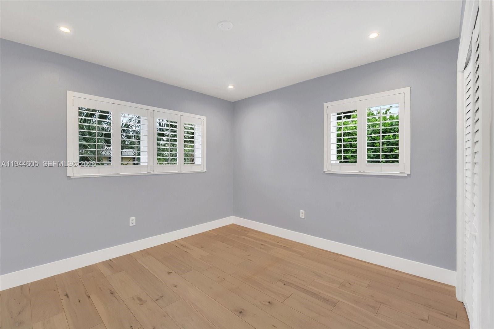 10330 Southwest 51st Street Miami, FL 33165 - Photo 23 of 40