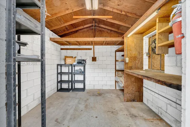 $6,500 | 10330 Southwest 51st Street, Miami, FL 33165