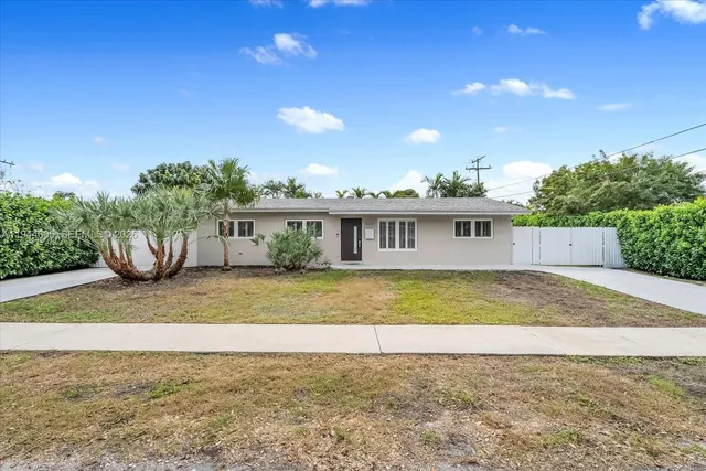 $6,500 | 10330 Southwest 51st Street, Miami, FL 33165