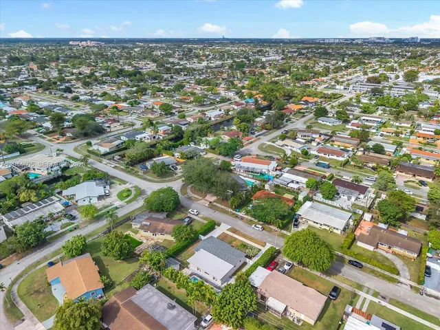 $5,950 | 10330 Southwest 51st Street, Miami, FL 33165