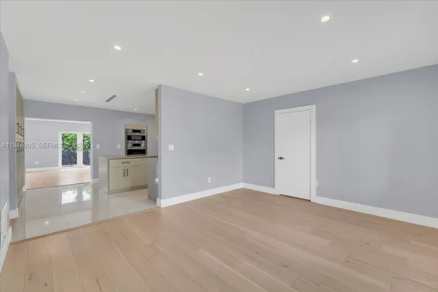 $6,500 | 10330 Southwest 51st Street, Miami, FL 33165