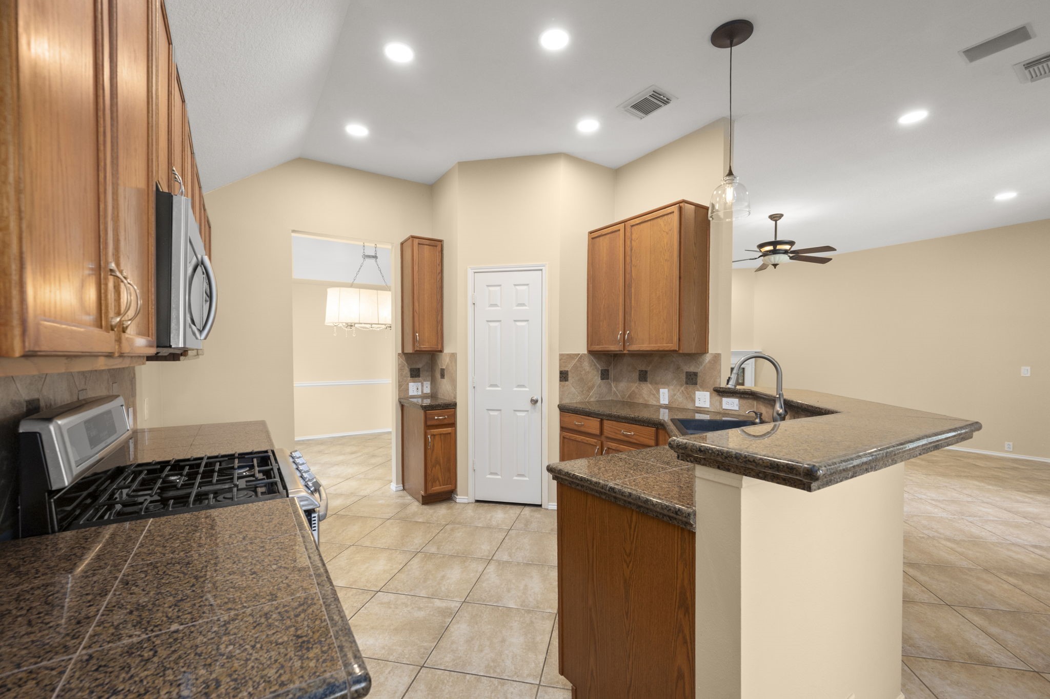 2007 Louetta Spring Drive Spring, TX 77388 - Photo 20 of 50