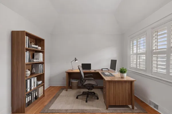 $3,250 | 1007 Crocker Street, Houston, TX 77019