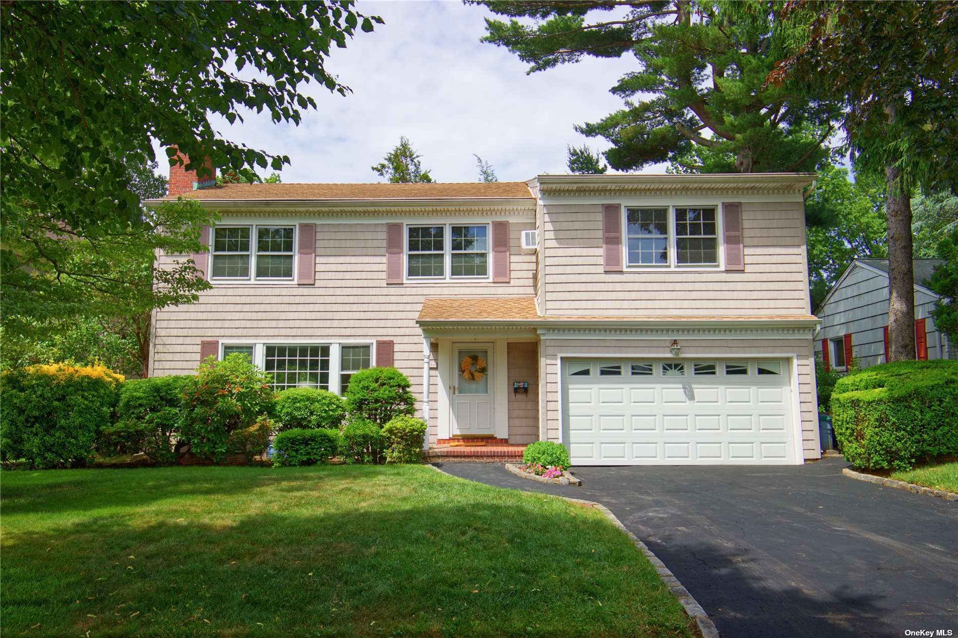 206 Wetherill Road Garden City, NY 11530 - Photo 1 of 1