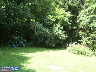 154 Merkle Road Bechtelsville, PA 19505 - Photo 3 of 12 Gallery Image 3