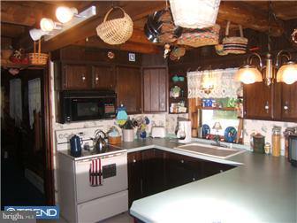 154 Merkle Road Bechtelsville, PA 19505 - Photo 6 of 12 Gallery Image 6
