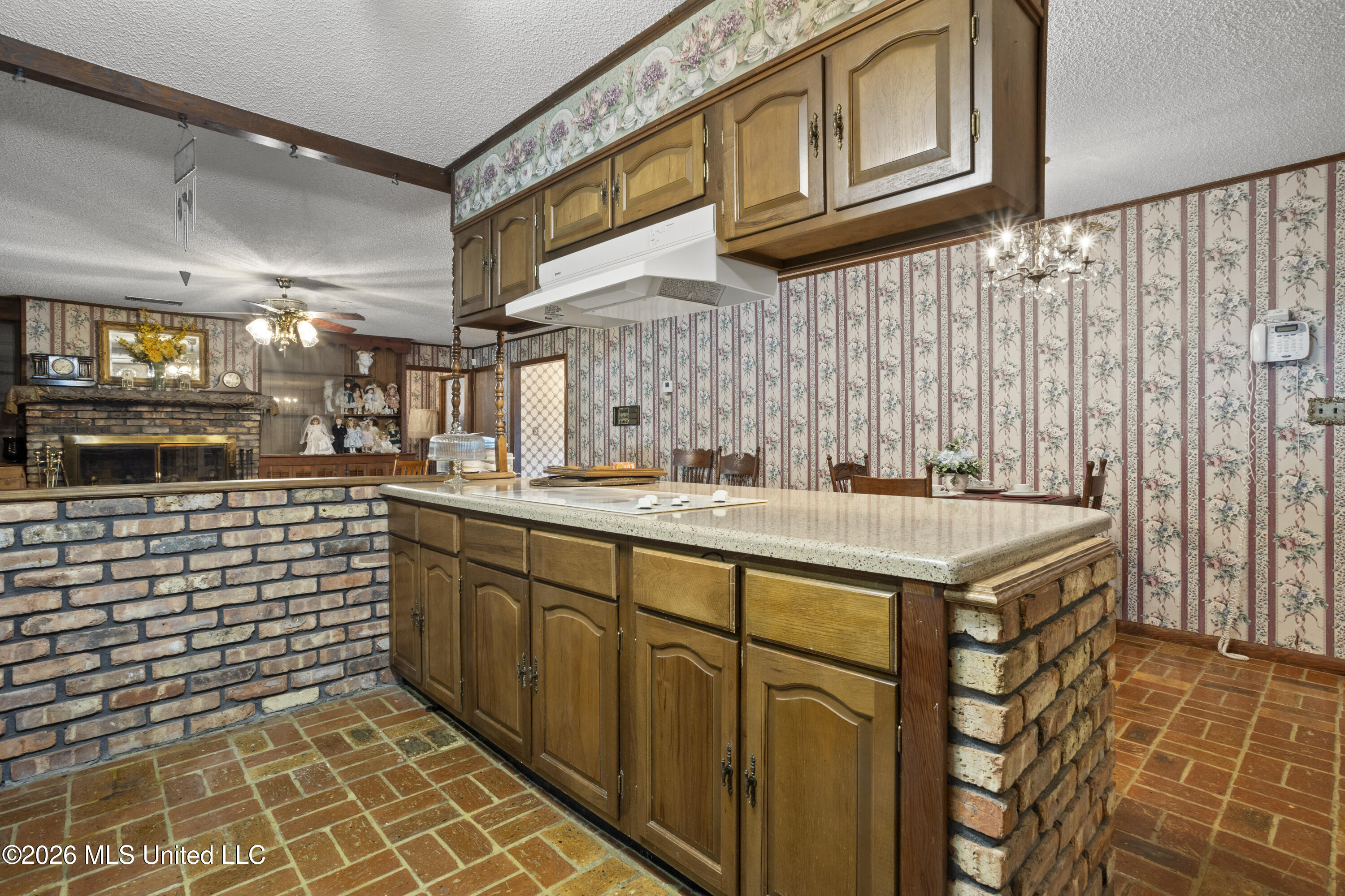 9121 Heather Lane Moss Point, MS 39562 - Photo 15 of 40 00015