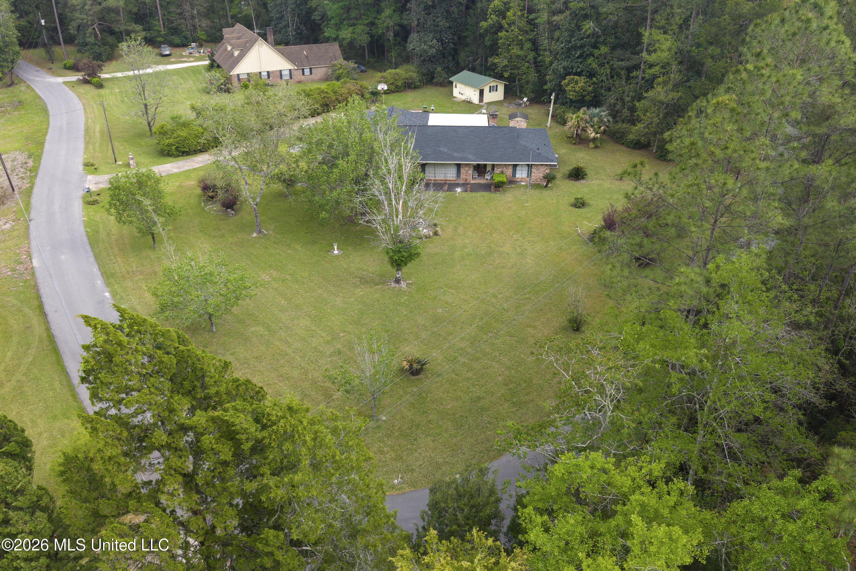 9121 Heather Lane Moss Point, MS 39562 - Photo 2 of 40 00002
