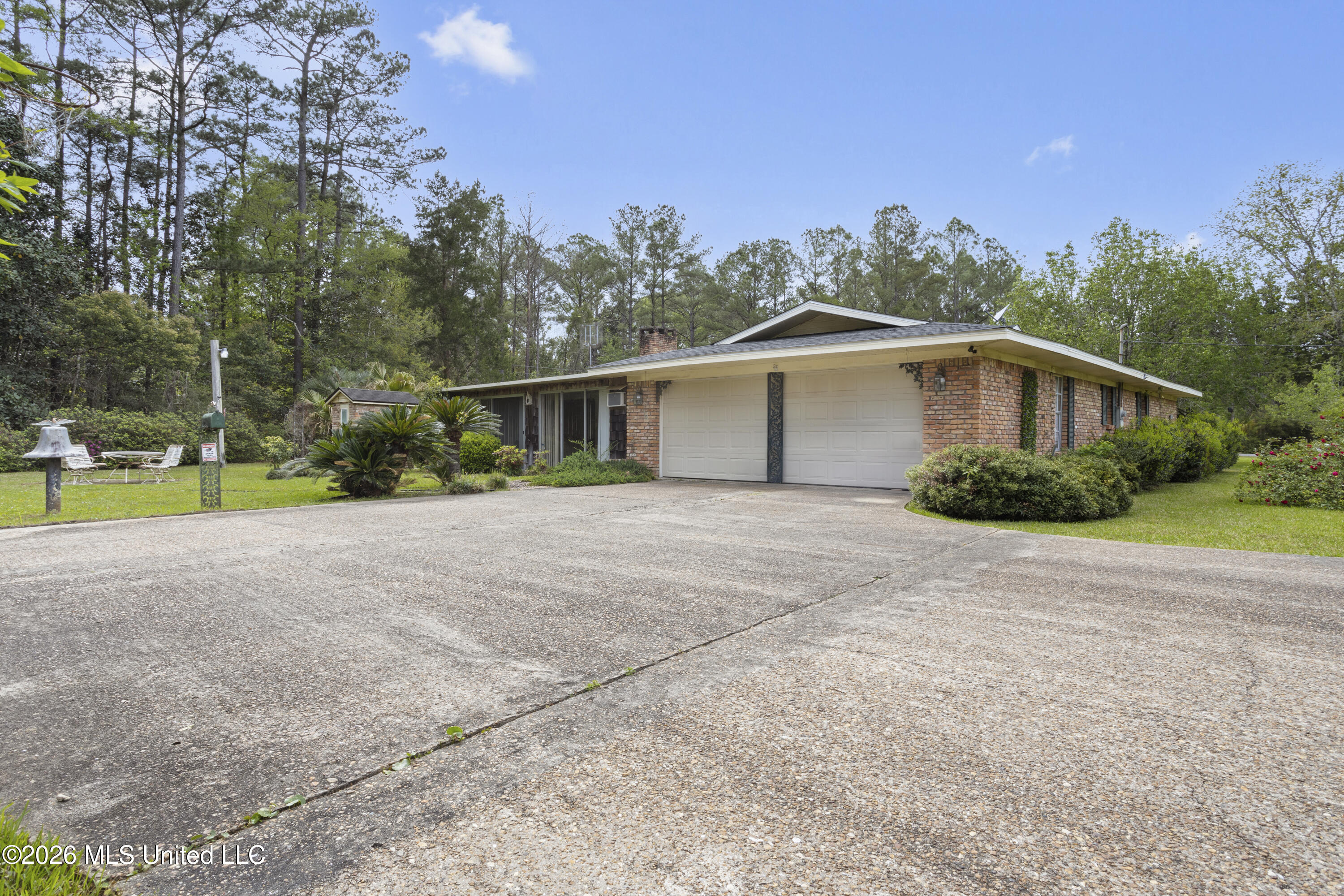 9121 Heather Lane Moss Point, MS 39562 - Photo 33 of 40 00033