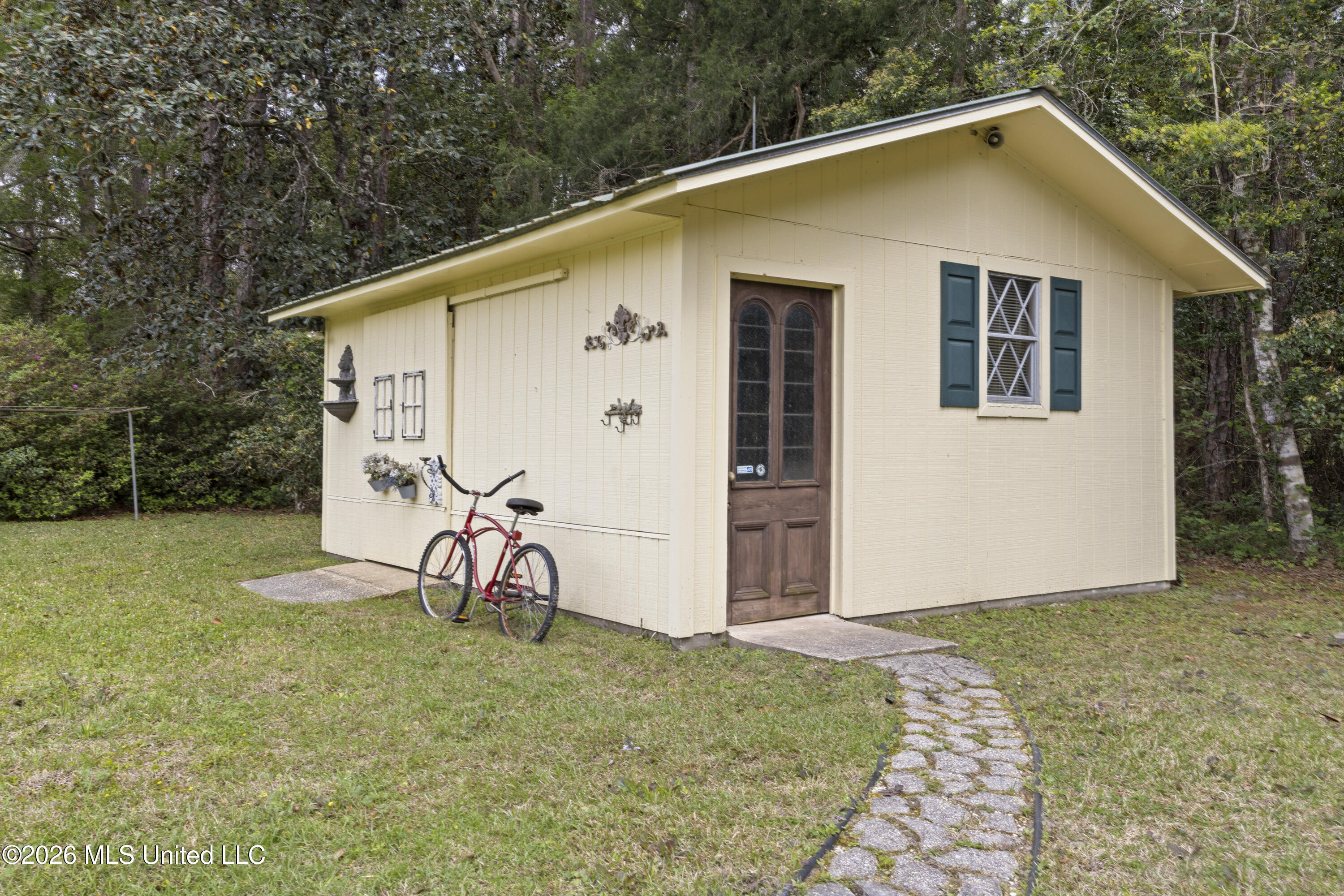 9121 Heather Lane Moss Point, MS 39562 - Photo 37 of 40 00037