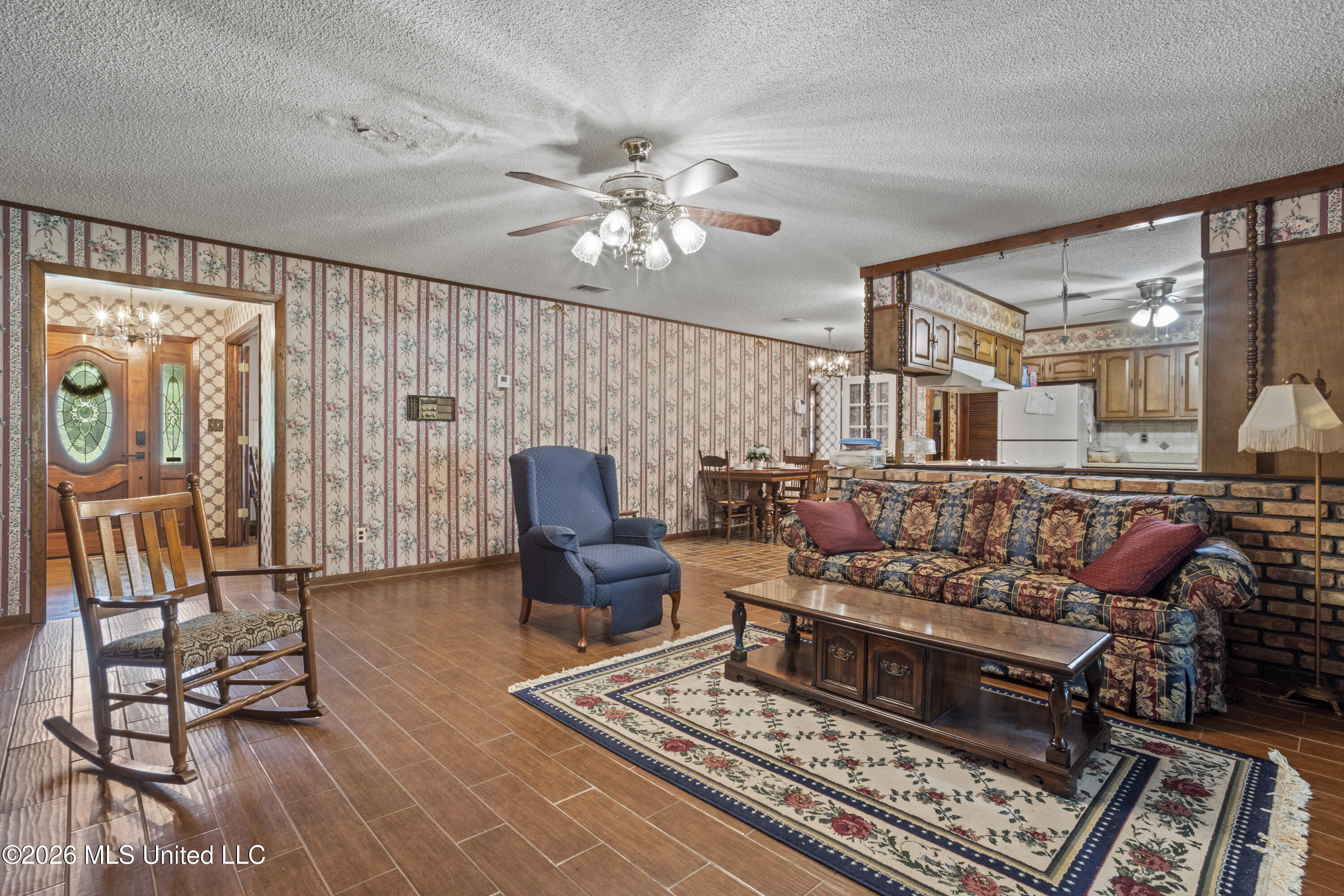 9121 Heather Lane Moss Point, MS 39562 - Photo 10 of 40 00010