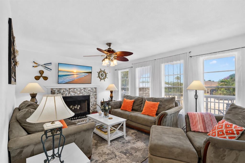 1194 Linden Road Venice, FL 34293 - Photo 7 of 45