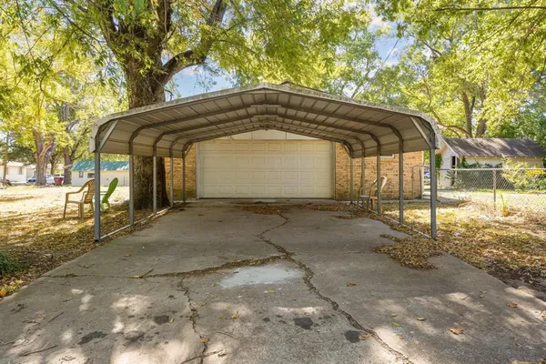 a view of garage
