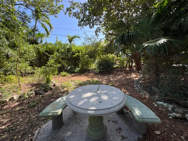 $3,000 | 963 69th Street Ocean, Marathon, FL 33050