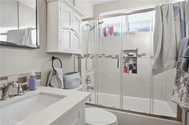 $999,900 | 1732 West 246th Street, Lomita, CA 90717