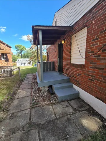 $1,580 | 6725 Thurston Avenue, St. Louis, MO 63134