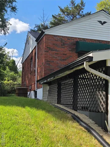 $1,580 | 6725 Thurston Avenue, St. Louis, MO 63134