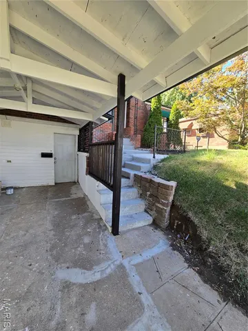 $1,580 | 6725 Thurston Avenue, St. Louis, MO 63134