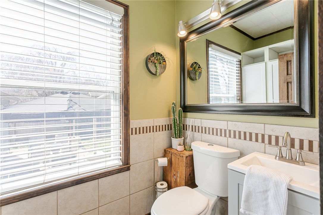 51 Revere Street Rochester, NY 14612 - Photo 9 of 26