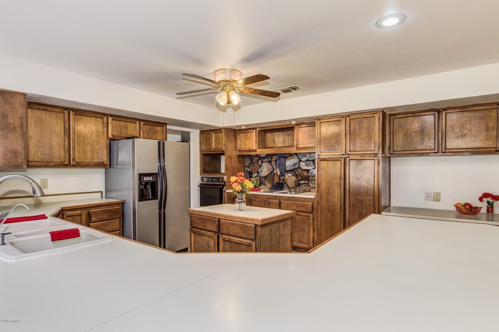 706 East Redfield Road Gilbert, AZ 85234 - Photo 17 of 44 Kitchen with plenty of cabinets