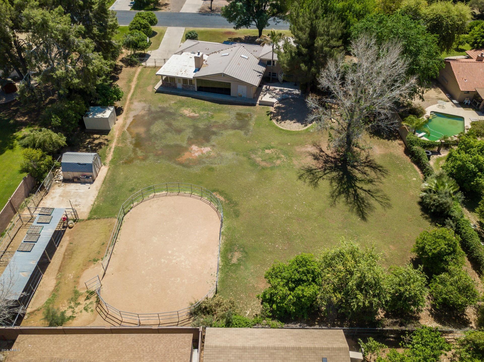 706 East Redfield Road Gilbert, AZ 85234 - Photo 3 of 44 Read Overhead View
