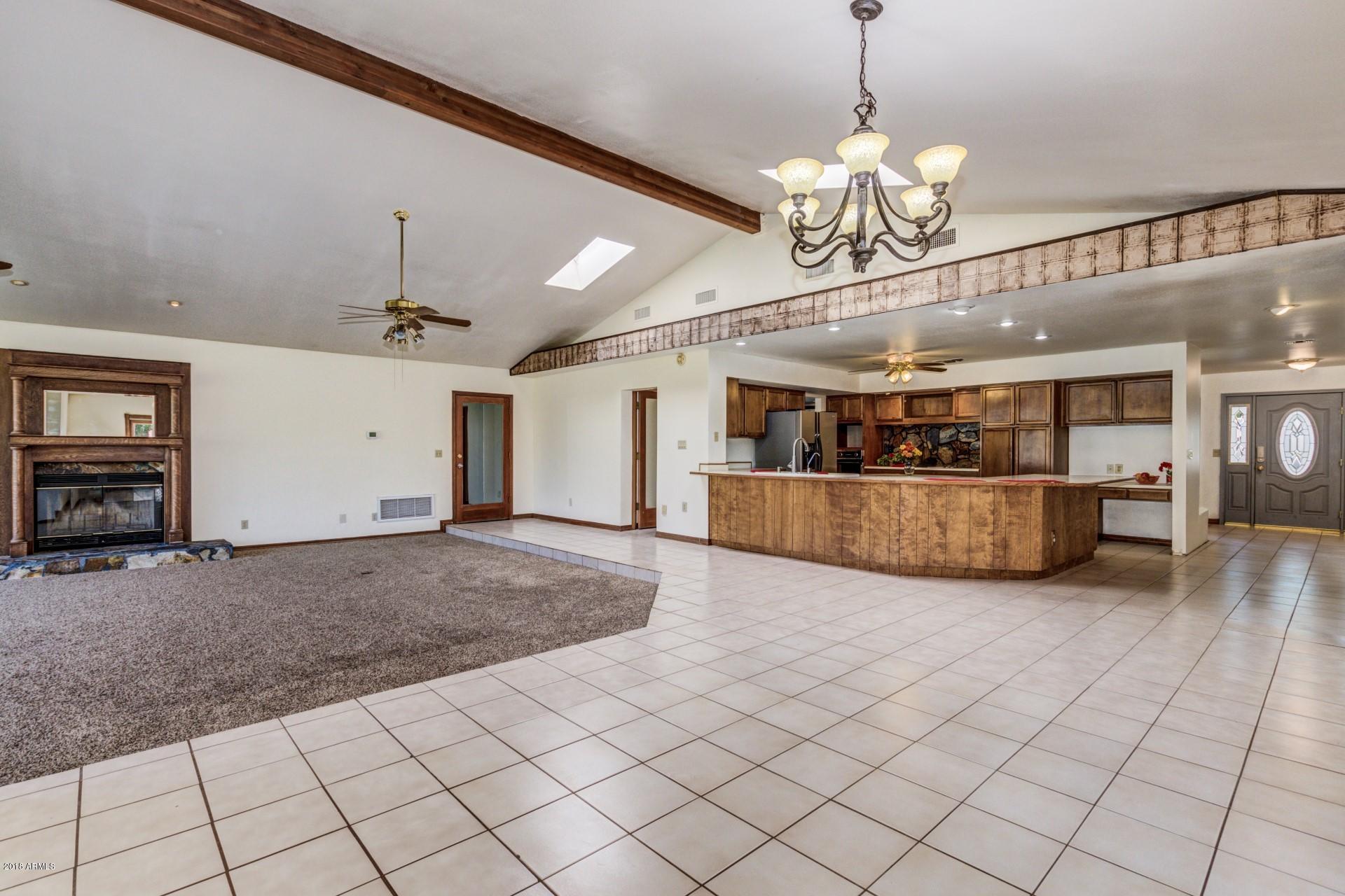706 East Redfield Road Gilbert, AZ 85234 - Photo 5 of 44 Kitchen that opens to Great Room