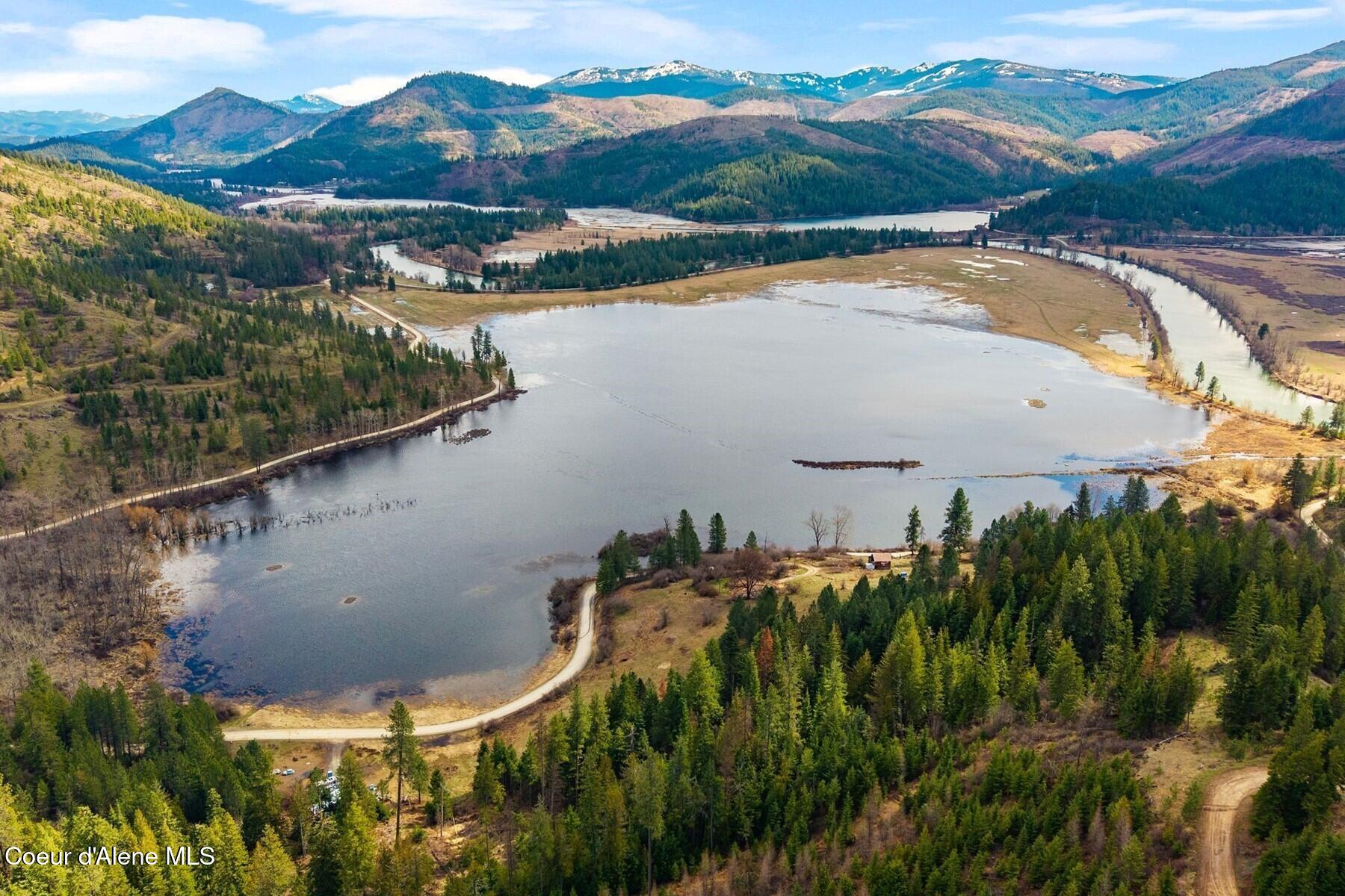 23203 East Killarney Lake Road Cataldo, ID 83810 - Photo 2 of 19 02