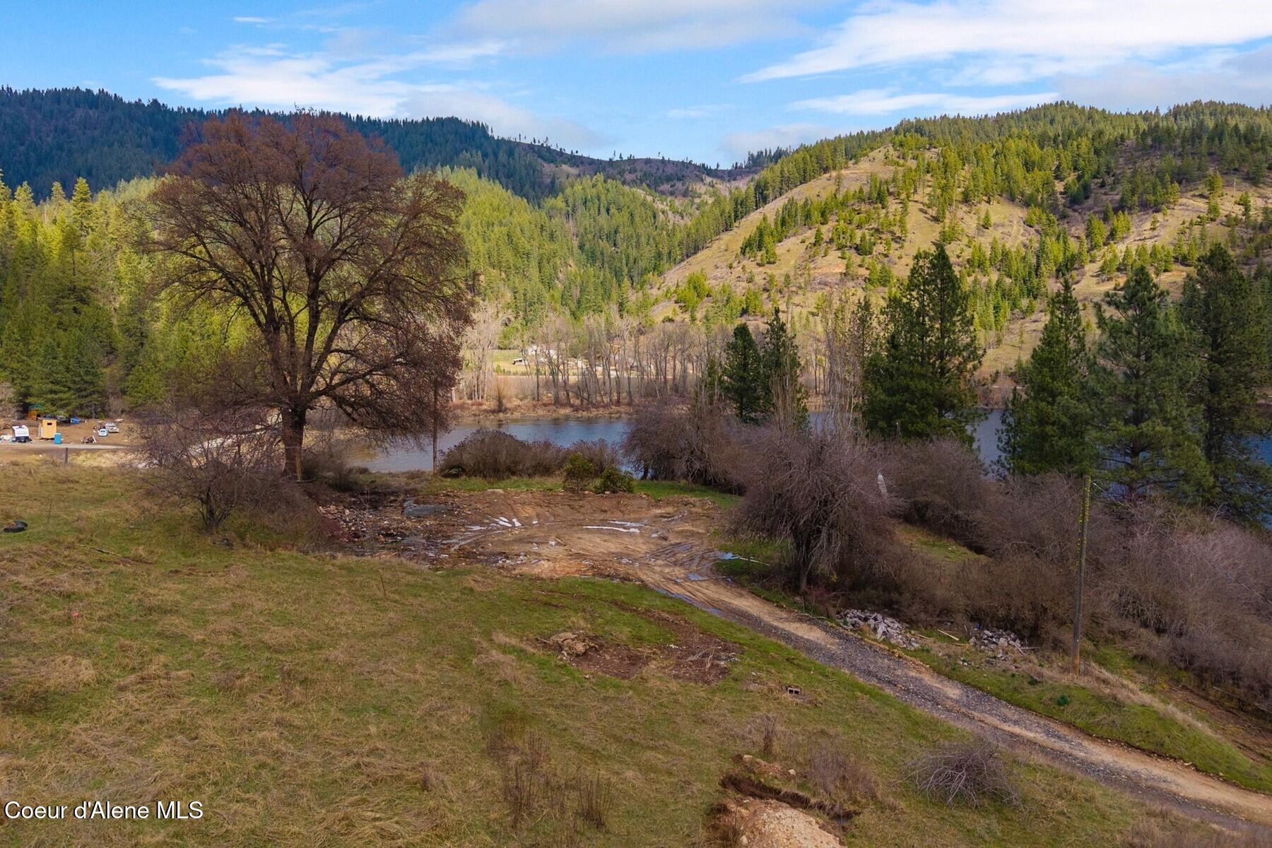 23203 East Killarney Lake Road Cataldo, ID 83810 - Photo 9 of 19 09