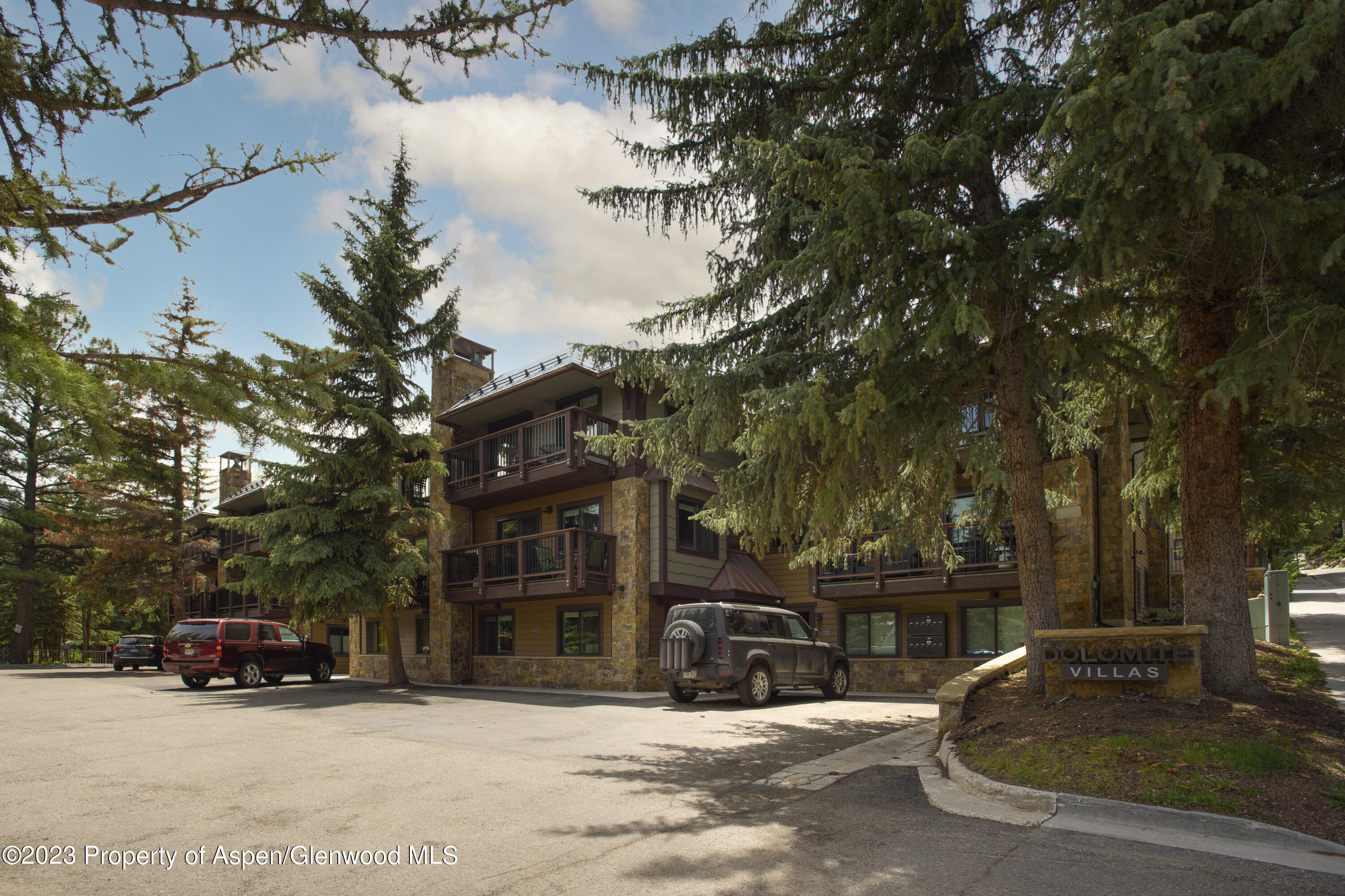 650 South Monarch Street, Unit 2 Aspen, CO 81611 - Photo 21 of 21 a view of a street with cars