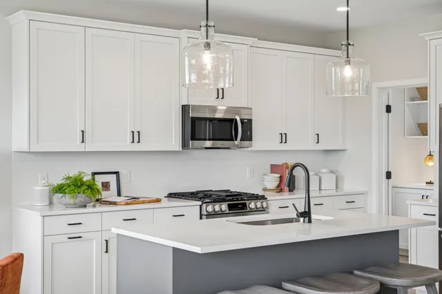 $576,600 | 9647 46th Street Northeast, St. Michael, MN 55376