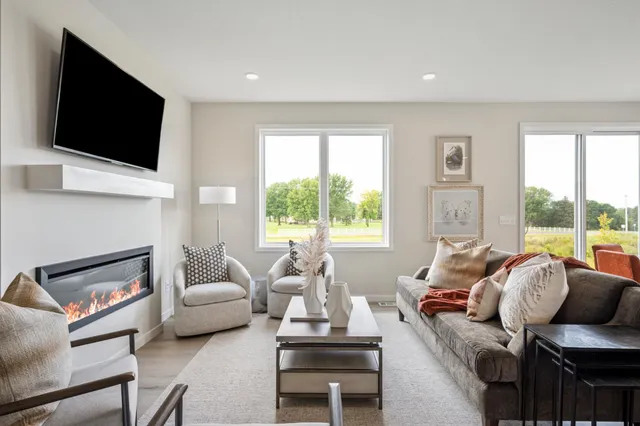 $576,600 | 9647 46th Street Northeast, St. Michael, MN 55376