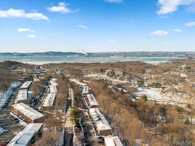 $255,000 | 15 Scenic Drive, Unit A, Croton-on-Hudson, NY 10520