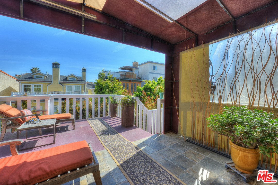 19 Anchorage Street Marina del Rey, CA 90292 - Photo 30 of 33