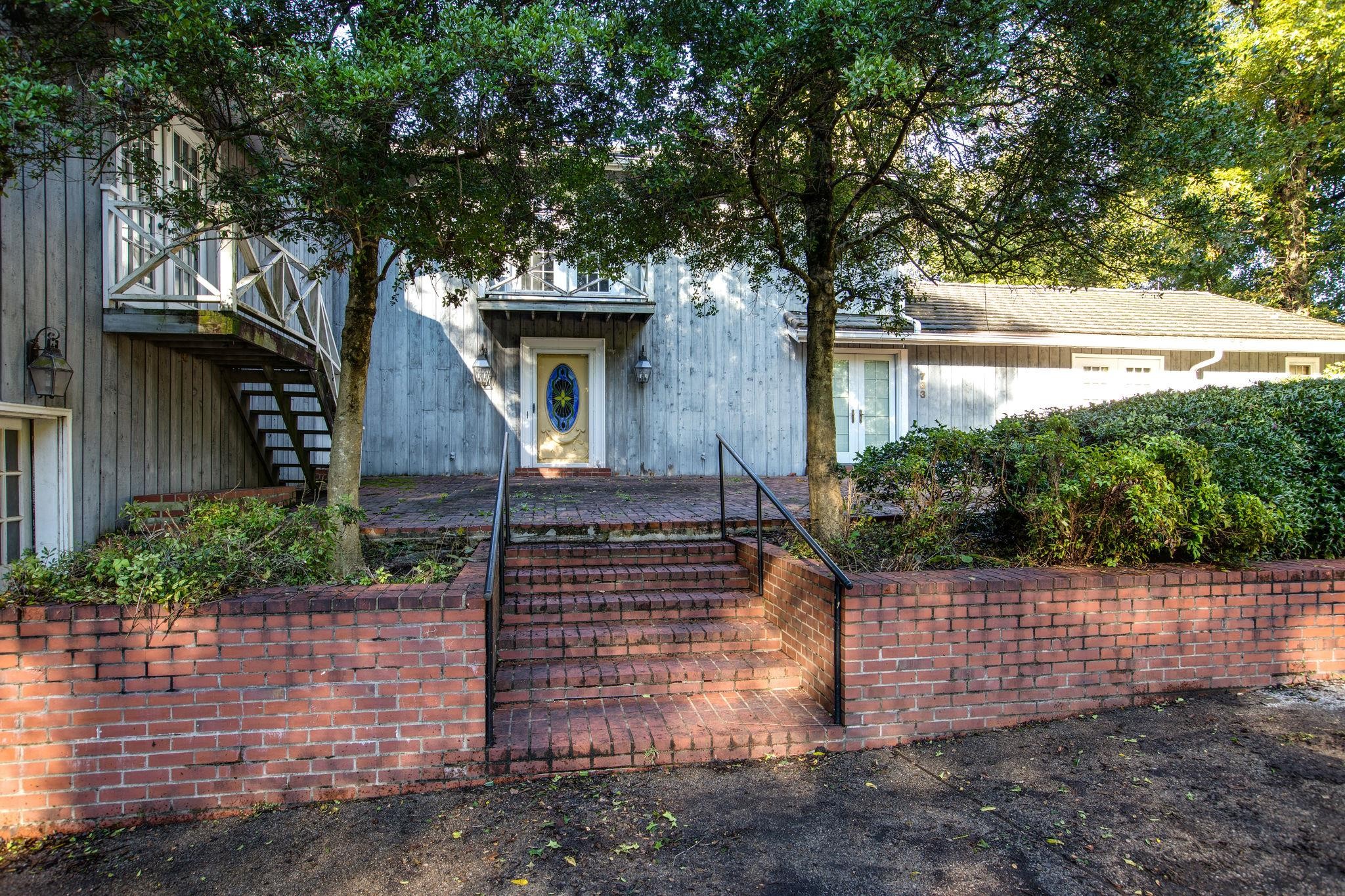 733 Sneed Road West Franklin, TN 37069 - Photo 2 of 28 Gallery Image 2