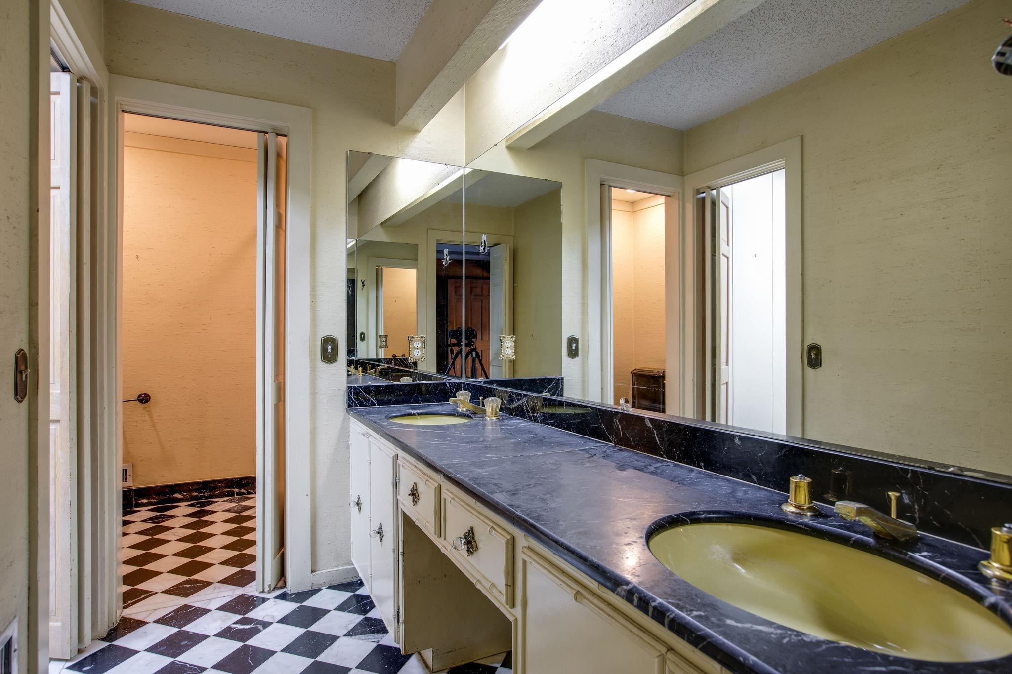 733 Sneed Road West Franklin, TN 37069 - Photo 13 of 28 Gallery Image 13