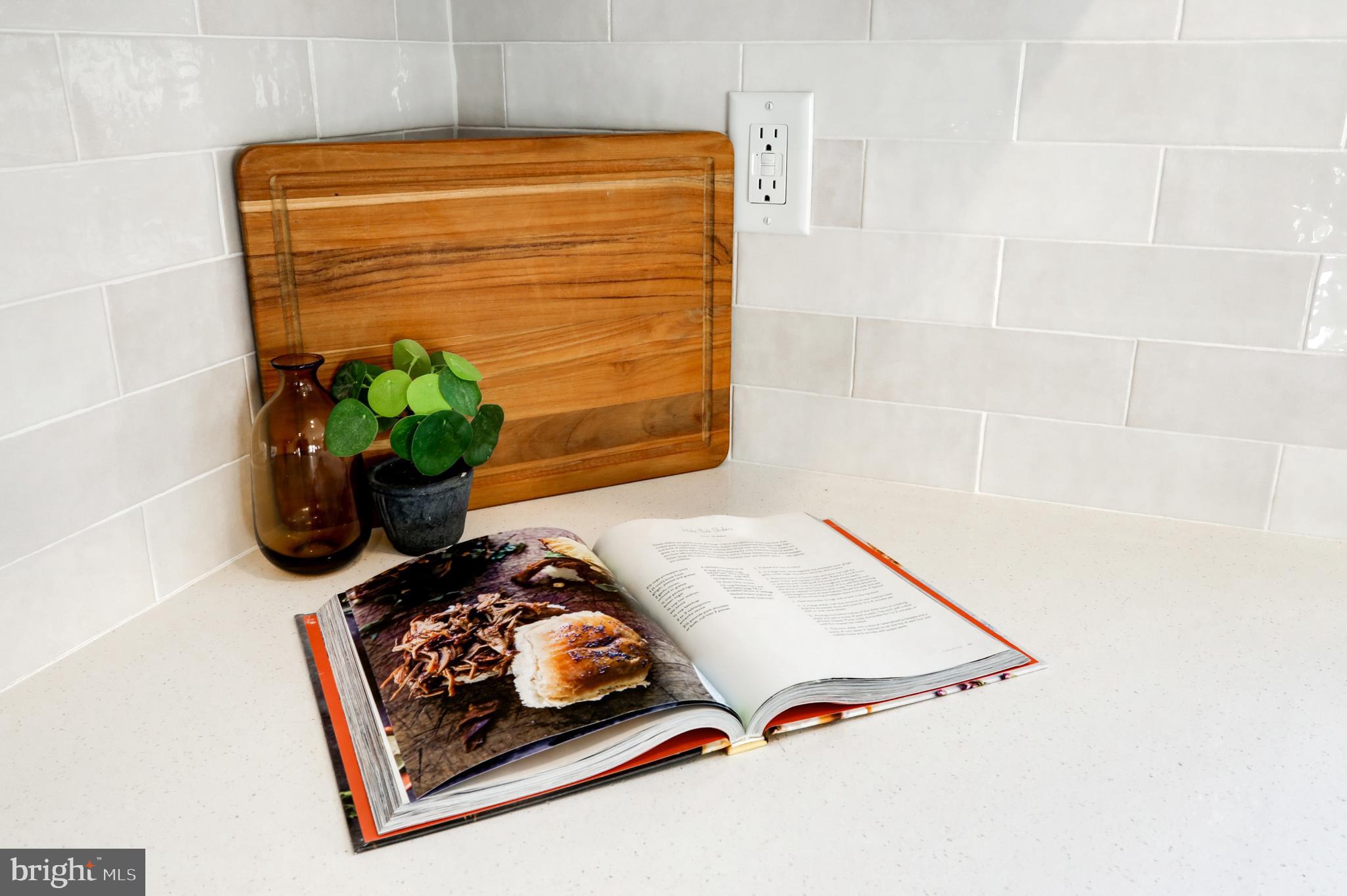 2818 Nolt Road Lancaster, PA 17601 - Photo 14 of 37 a picture of a bench in a kitchen