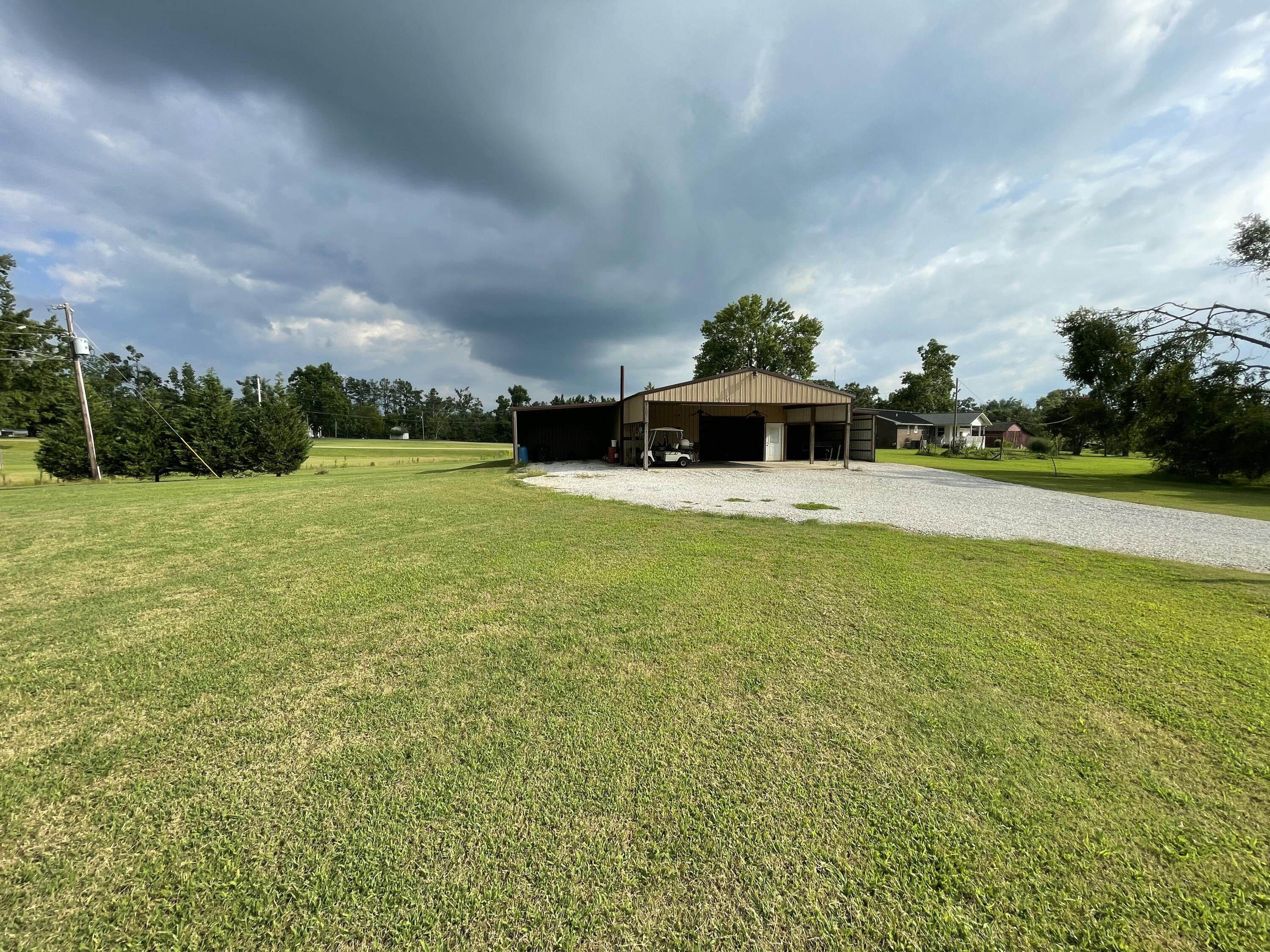105 Dalton Drive Ripley, MS 38663 - Photo 8 of 41 Gallery Image 8