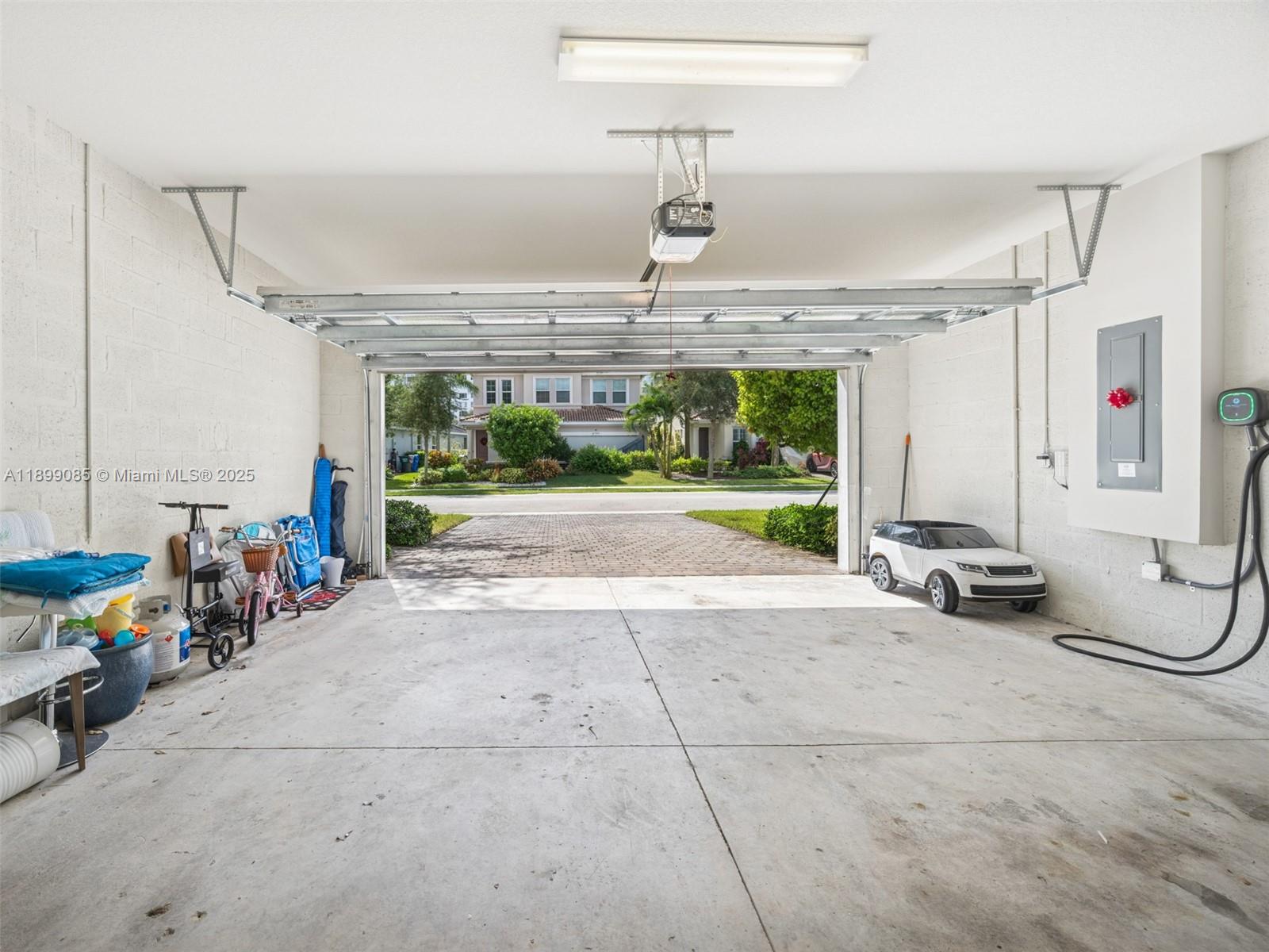 4325 Large Leaf Lane Hollywood, FL 33021 - Photo 50 of 72