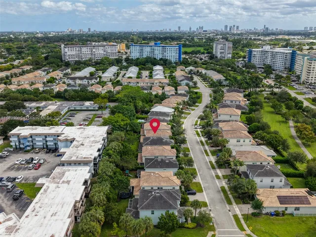 $5,700 | 4325 Large Leaf Lane, Hollywood, FL 33021