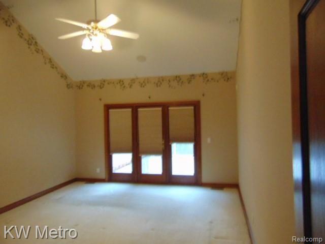 5475 Jendean Lane Rochester, MI 48306 - Photo 22 of 29 DSC01278.JPG