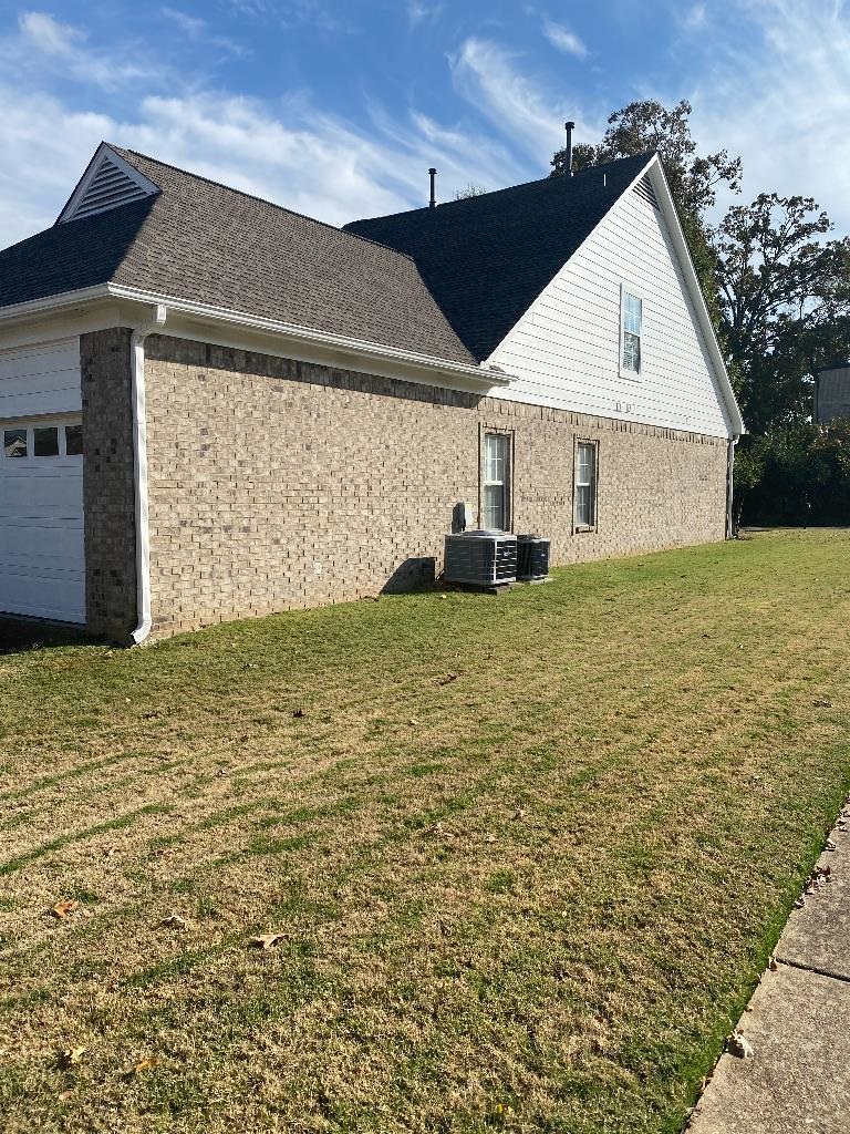 6806 Manslick Road Cordova, TN 38018 - Photo 3 of 21 a big room with yard