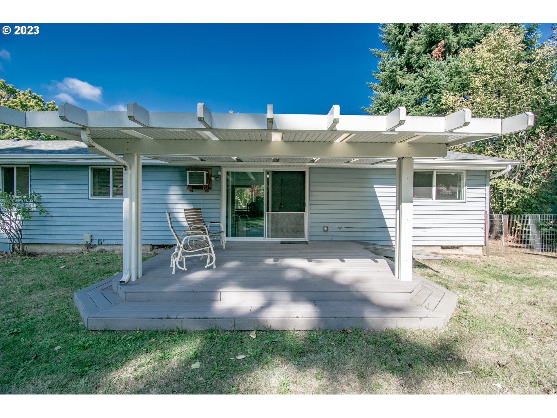 1580 Goodpasture Island Road Eugene, OR 97401 - Photo 31 of 46 Deck
