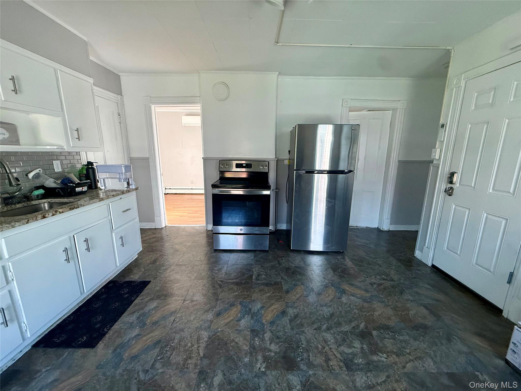 2 Charles Street, Unit 2 Poughkeepsie, NY 12601 - Photo 3 of 9 Gallery Image 3