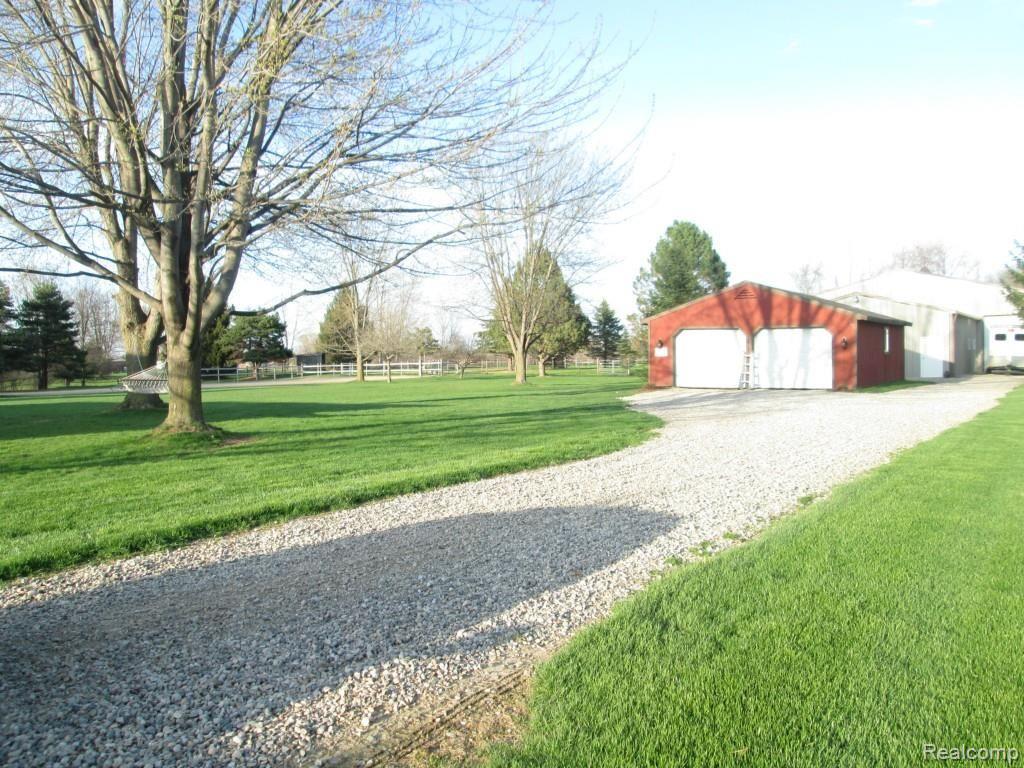 13087 Hogan Road Linden, MI 48451 - Photo 3 of 82 IMG_0742.jpg